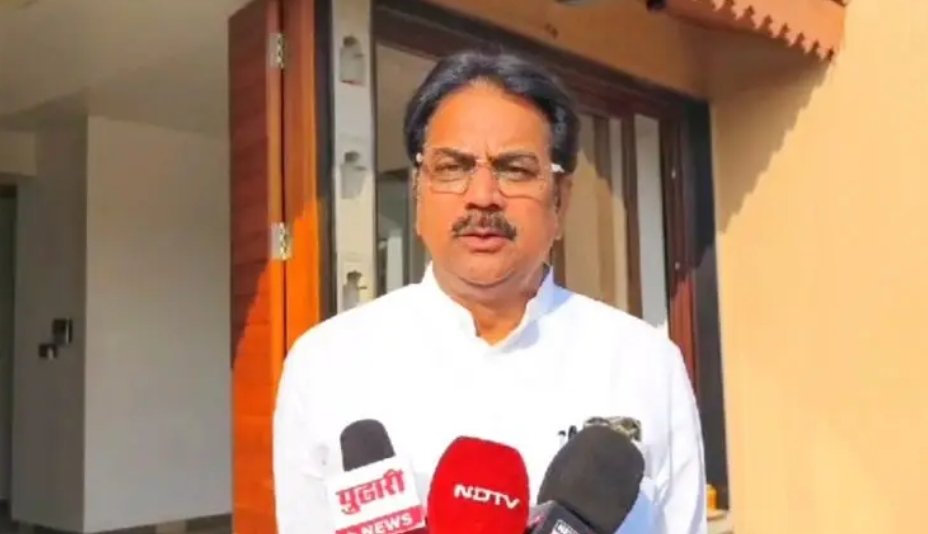 'आम्ही पहाटे उठून कुठेही जात नाही' म्हणत हर्षवर्धन पाटलांचा अजित पवारांवर 'पलटवार'